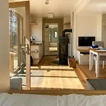 Hébergement de vacances Autonomous Tiny House In Eiderstedt Salt Marshes Poppenbull
