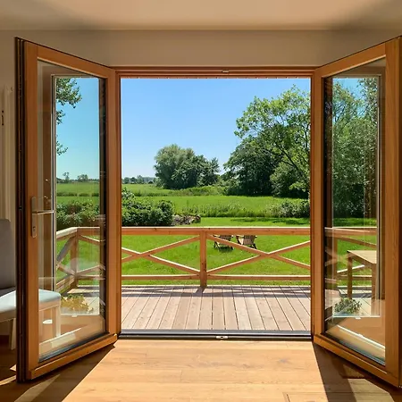 Autonomous Tiny House In Eiderstedt Salt Marshes Semesterbostad *
