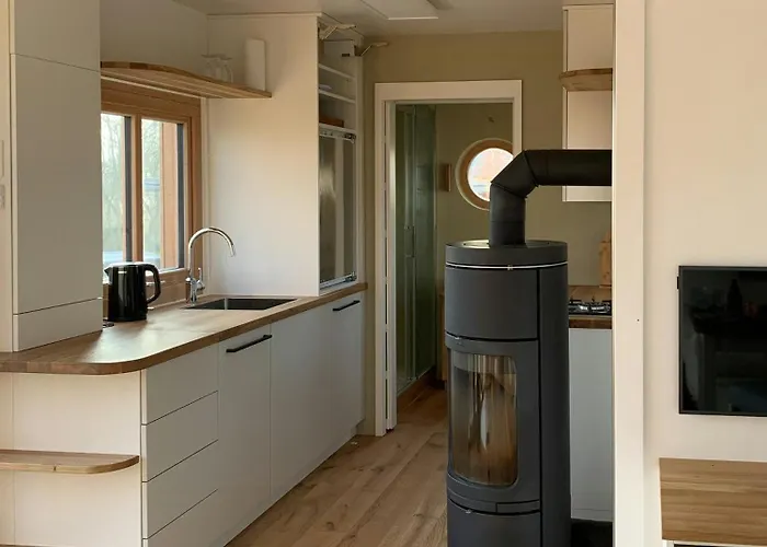 Semesterbostad Autonomous Tiny House In Eiderstedt Salt Marshes *